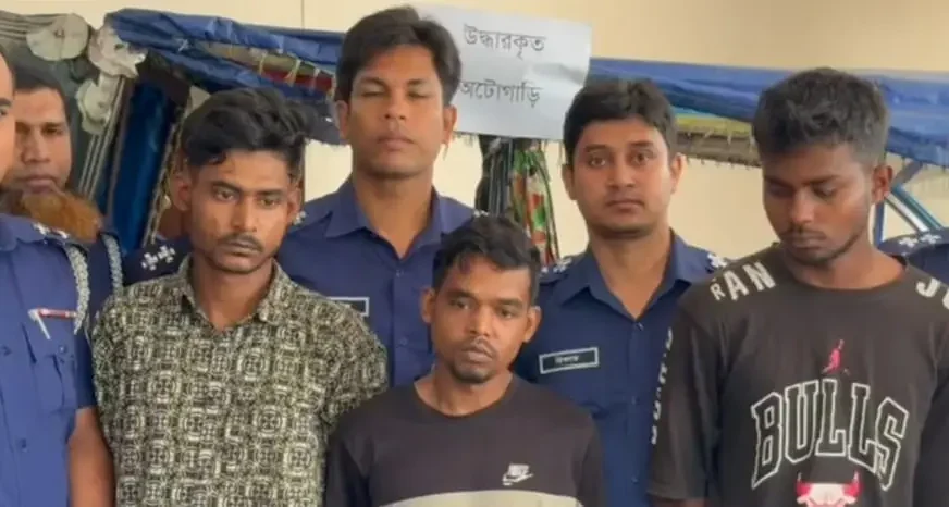 বন্ধুদের ফাঁদে ইজিবাইক চালক খুন, মানিকগঞ্জে গ্রেপ্তার ৩