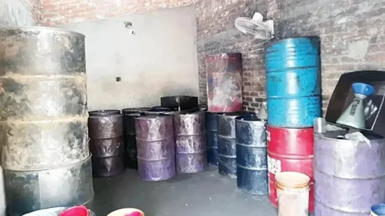 তেল মজুতকারীদের ধরাতে তথ্যদাতাকে সর্বোচ্চ ১ লাখ টাকা পুরস্কার