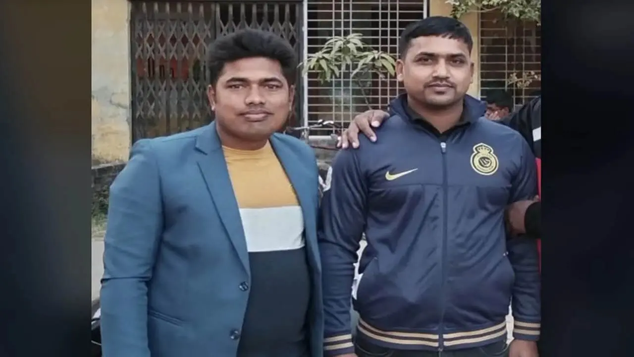 যশোরে তেল পাম্পে প্রভাব খাটিয়ে তেল নেওয়া: দুই যুবদল নেতা বহিষ্কার