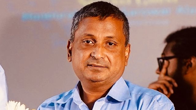 হাই কোর্টের রায়ে বৈধ বিএনপি প্রার্থী সরোয়ার আলমগীর, শপথের বাধা কাটার পথে