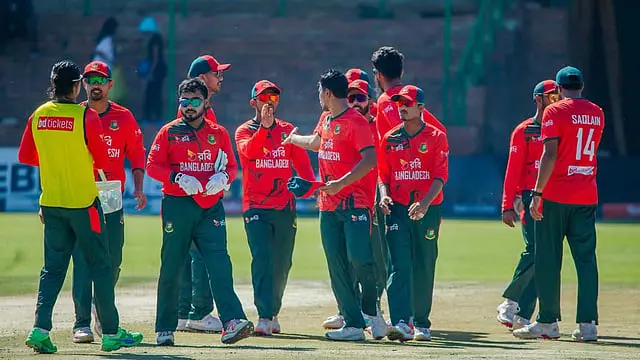 রুদ্ধশ্বাস জয়ে জিম্বাবুয়েকে হারিয়ে টি-টোয়েন্টি সিরিজ বাংলাদেশের
