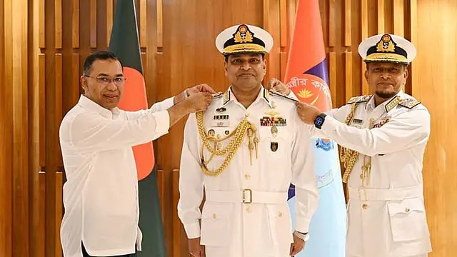 ভাইস অ্যাডমিরাল র‌্যাঙ্ক পেলেন নতুন নৌবাহিনী প্রধান