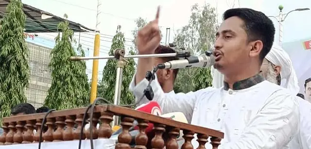 ছাত্রদলকে কড়া বার্তা সারজিসের, ‘ছাত্রলীগের পথ ধরলে পরিণতি হবে আরও ভয়াবহ’