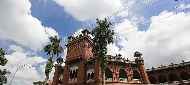 ঢাবির ৫৮ শিক্ষকের ‘গোপন তৎপরতা’ খতিয়ে দেখতে তদন্ত কমিটি