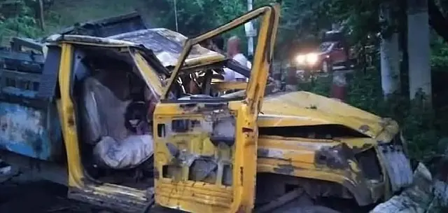 রাঙামাটিতে নিয়ন্ত্রণ হারিয়ে পিকআপ উল্টে নিহত ৪