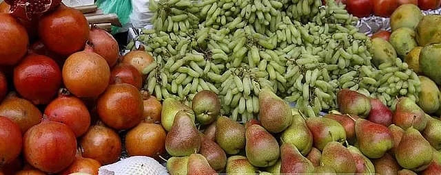 ফল আমদানিতে ১০০ শতাংশ নগদ মার্জিন তুলে নিল বাংলাদেশ ব্যাংক