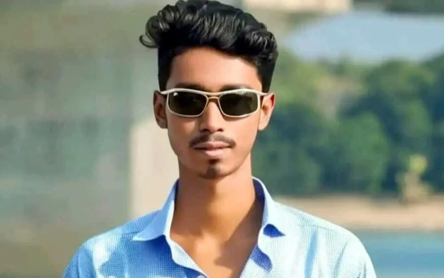 ইয়াবা সেবনের ভিডিও ছড়িয়ে পড়ার পর নড়াইলে ছাত্রদল নেতা বহিষ্কার
