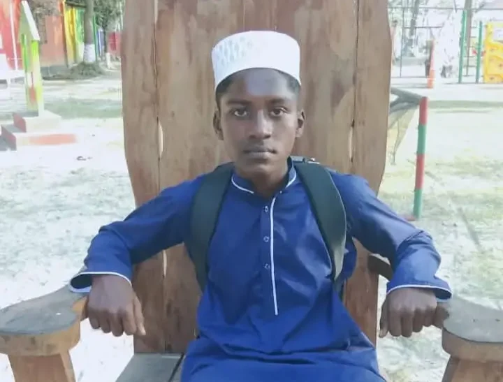 ঝিকরগাছায় ১৪ বছরের কিশোর হাসানুর নিখোঁজ, পরিবারের সন্ধান কামনা