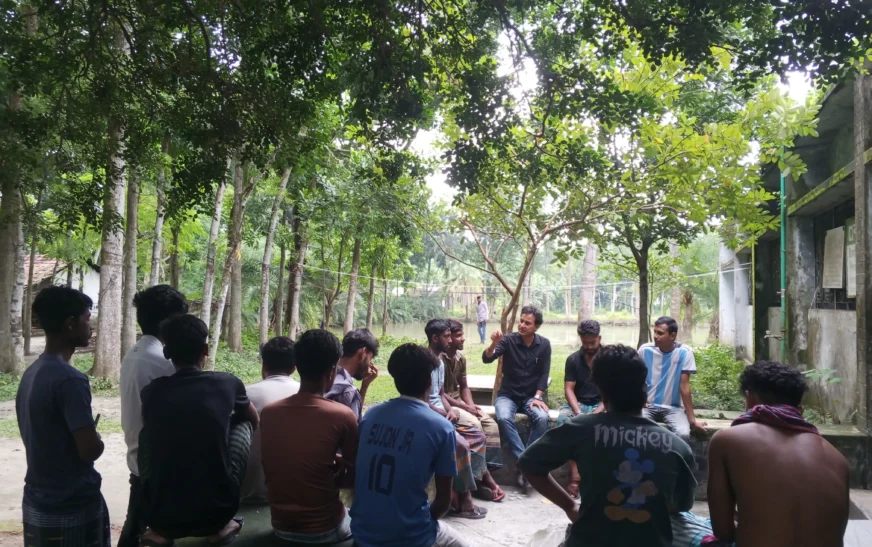 ইছালীতে যুবকদের সঙ্গে চেয়ারম্যান প্রার্থী জুয়েল মুন্সীর মতবিনিময় সভা