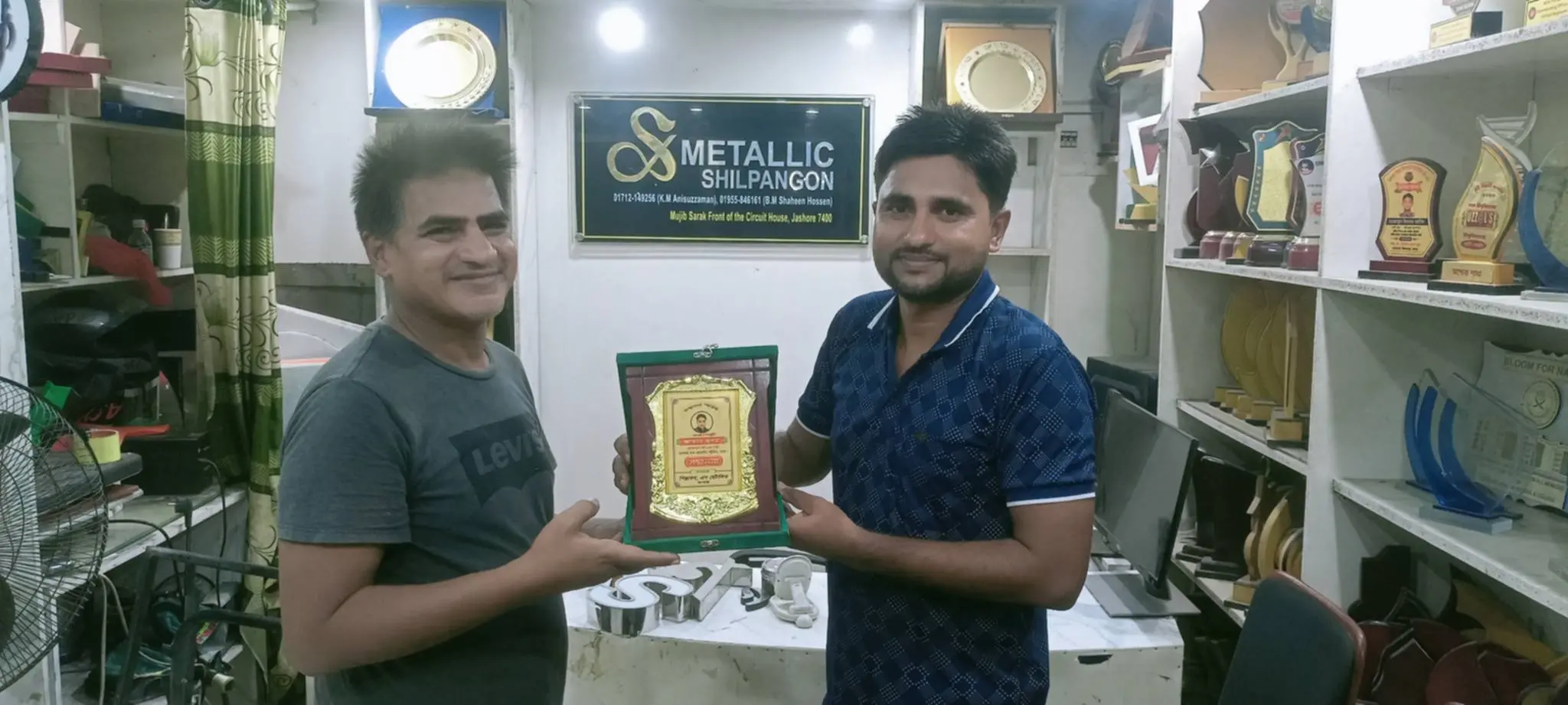 যশোরের কণ্ঠশিল্পী  হৃদয়ের সুরে মুগ্ধ দেশজুড়ে শ্রোতা