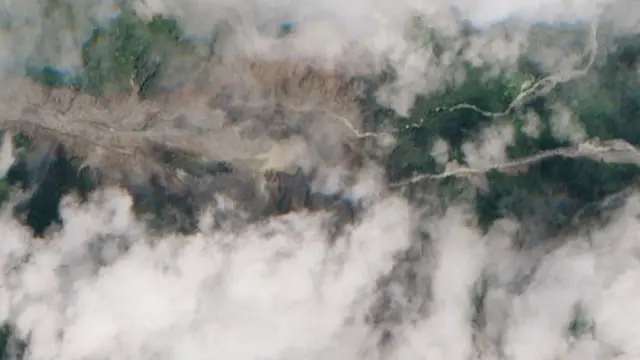 জলবায়ু পরিবর্তনে হিমালয়ে বাড়ছে ভয়াবহ দুর্যোগের আশঙ্কা