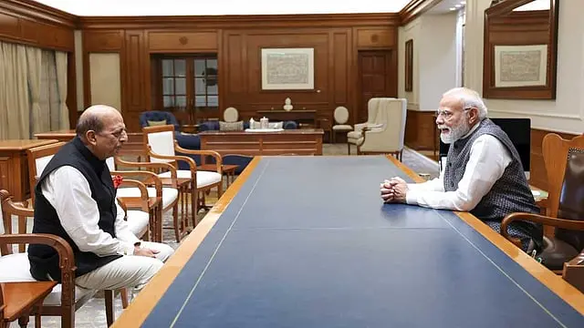 মোদীর সঙ্গে দীনেশ ত্রিবেদীর বৈঠক, বাংলাদেশ-ভারত সম্পর্ক জোরদারে গুরুত্ব