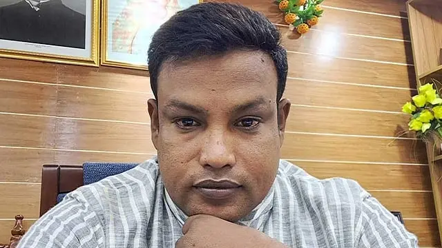 কুড়িগ্রামে পুলিশের হাত থেকে বাঁচতে ছাদ থেকে লাফ, শেষ রক্ষা হয়নি আওয়ামী লীগ নেতার