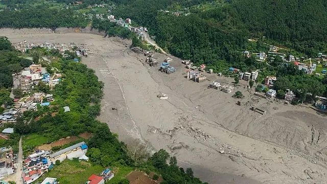নেপালে ভয়াবহ বন্যা-ভূমিধসে ১৬০ ছাড়াল মৃত্যু, রাষ্ট্রপতির শোক