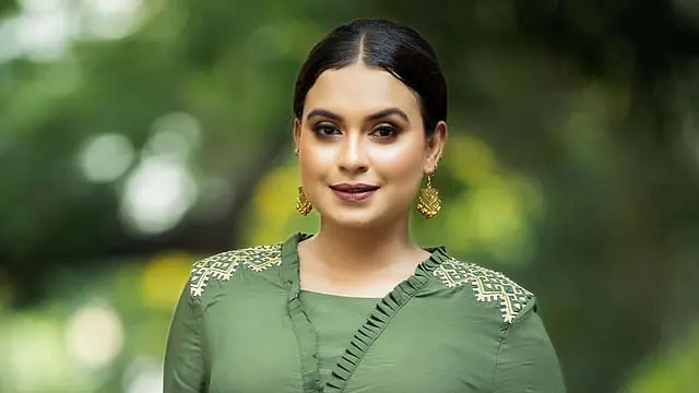 বসুন্ধরায় মডেল রিধির মৃত্যু, তদন্তে পুলিশ