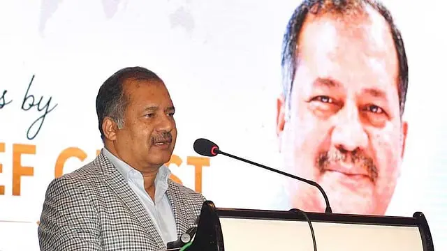 মন্ত্রী থেকে রাজনৈতিক উপদেষ্টা জহির উদ্দিন স্বপন