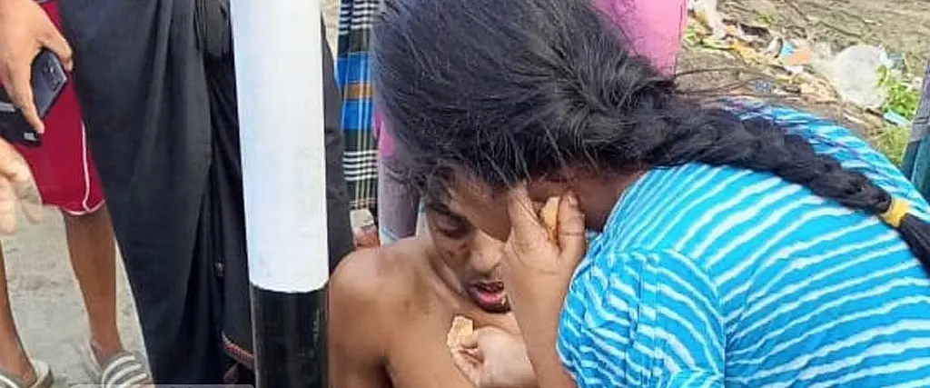 বাবার চিকিৎসা, মেয়ের পড়াশোনার দায়িত্ব নিল উজিরপুর উপজেলা প্রশাসন