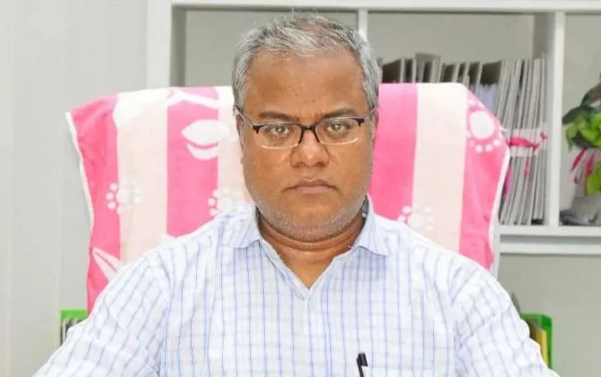 চুয়েটে নতুন ভিসির অনলাইন যোগদান, ক্যাম্পাসে শিক্ষার্থীদের মশাল মিছিল