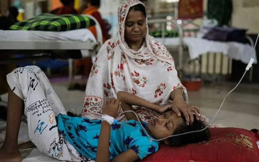 ডেঙ্গুর ভয়াবহ ছোবল, একদিনে হাসপাতালে ২১৫৮ রোগী, মৃত্যু ৬