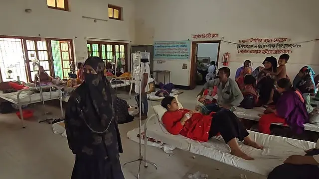 ফরিদপুরে ডেঙ্গুতে প্রাণ গেল নারীর, নতুন করে হাসপাতালে ২০