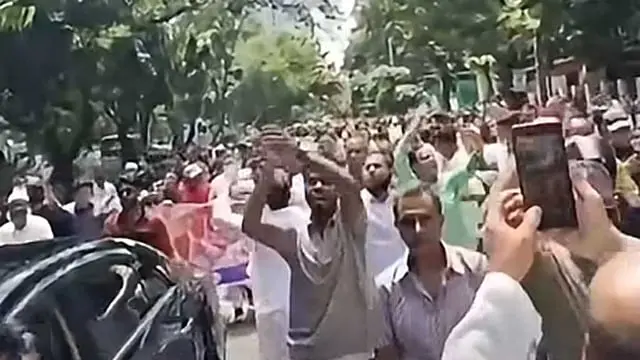 গুলশানের মিছিলের পর ঢাকায় আওয়ামী লীগের ৩২ নেতাকর্মী গ্রেপ্তার