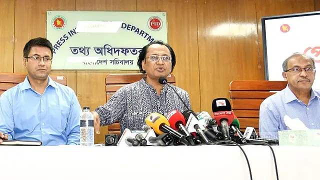 নতুন পে স্কেলে মূল্যস্ফীতি বাড়ার আশঙ্কা, বললেন তথ্য উপদেষ্টা