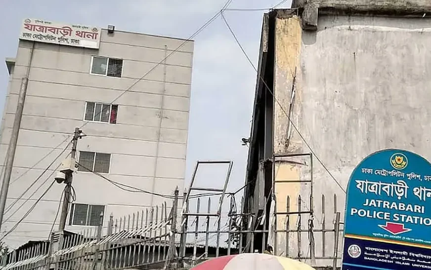 ঢাকার তিন এলাকায় ককটেল বিস্ফোরণ, আতঙ্ক