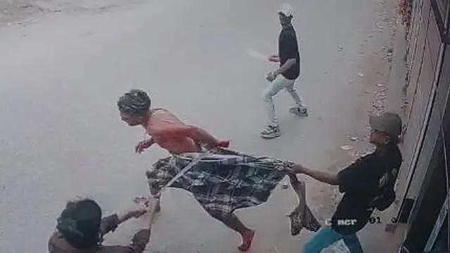 কেরাণীগঞ্জে প্রকাশ্যে হামলা, গুলি-কুপিয়ে যুবকের মৃত্যু