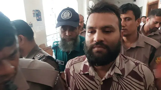 প্রধানমন্ত্রীর গাড়িবহরের কাছে যাওয়ার অভিযোগ, মুবিনের ৫ দিনের রিমান্ড
