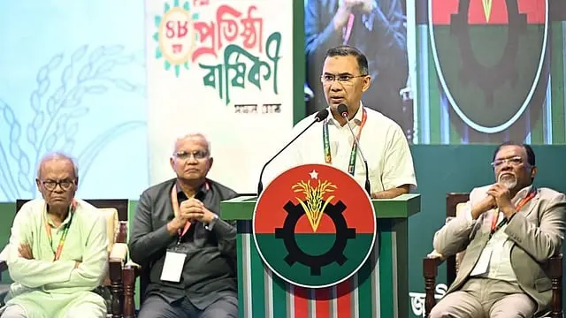 সংকট সমাধানে কাজ করছে সরকার, বিভ্রান্তি ছড়িয়ে অরাজকতার চেষ্টা: প্রধানমন্ত্রী
