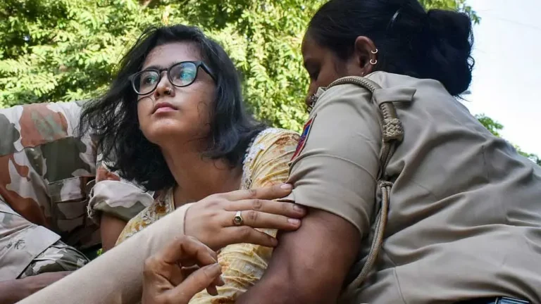 থিয়েটার থেকে রাজপথে, ভারতের যুব আন্দোলনের আলোচিত মুখ নেহা বোরা