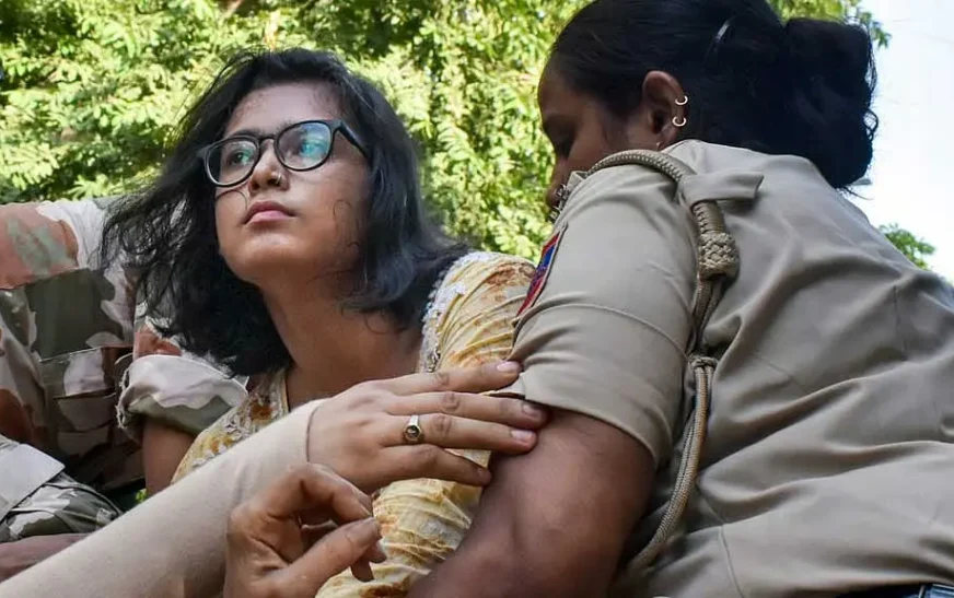 থিয়েটার থেকে রাজপথে, ভারতের যুব আন্দোলনের আলোচিত মুখ নেহা বোরা