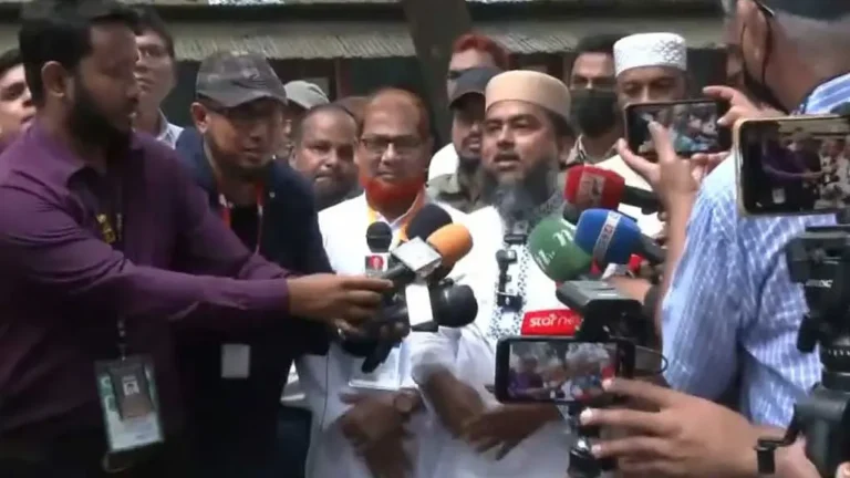ঠাকুরগাঁও উপনির্বাচনে প্রিজাইডিং কর্মকর্তাদের পরিচয়পত্রে ছবি না থাকার অভিযোগ