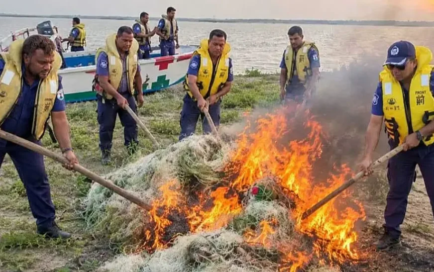 ২২ দিনের অভিযানে চাঁদপুরে ১৮৩ জেলের কারাদণ্ড, জব্দ বিপুল জাল