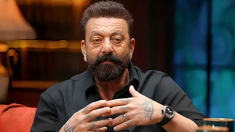 বলিউড অভিনেতা সঞ্জয় দত্তের একটি মন্তব্য ঘিরে সামাজিক যোগাযোগম্যোধমে তোড়পাড়