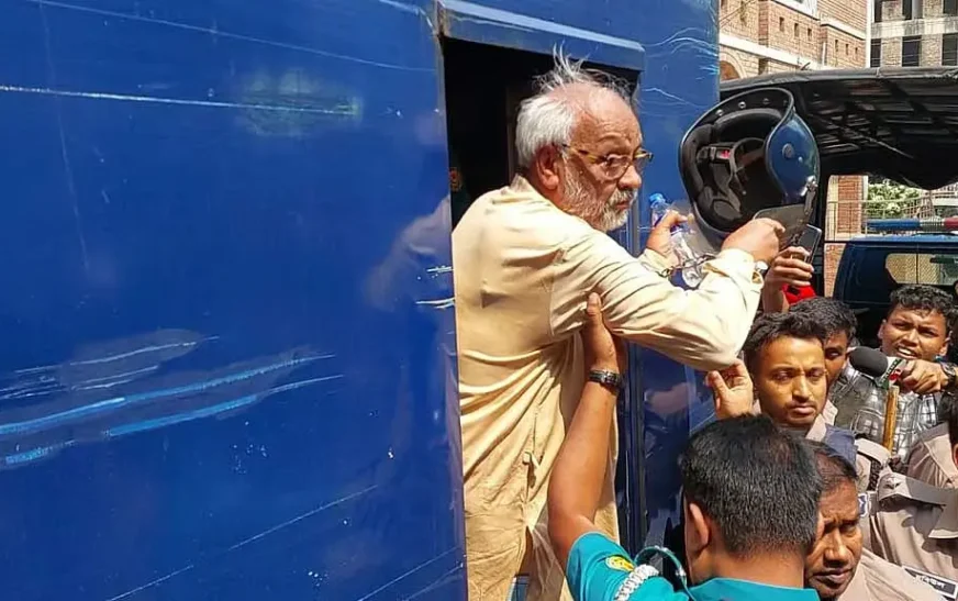 আদালতে হেলমেট পরানো নিয়ে আপত্তি, ছুড়ে ফেললেন জামায়াত নেতা